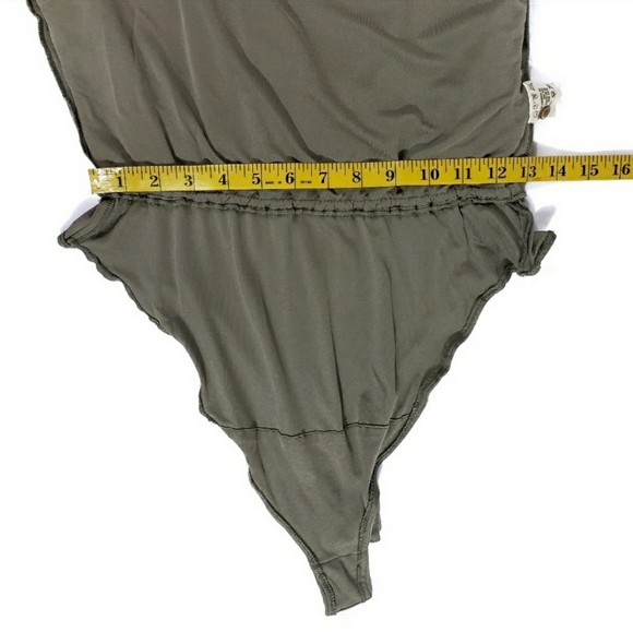 Escada Vintage Silk Bodysuit Medium 42 (B) - Picture 4 of 8